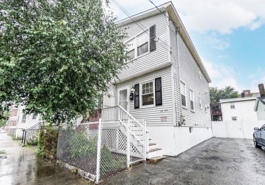 19 Eden St, Chelsea, Massachusetts 02150, 3 Bedrooms Bedrooms, 6 Rooms Rooms,2.5 BathroomsBathrooms,Residential,For Sale,Eden St,73146678