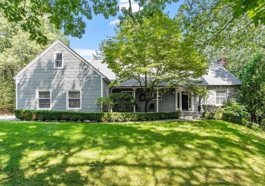 363 Spring Street, Shrewsbury, Massachusetts 01545, 4 Bedrooms Bedrooms, 9 Rooms Rooms,3.5 BathroomsBathrooms,Residential,For Sale,Spring Street,73144685