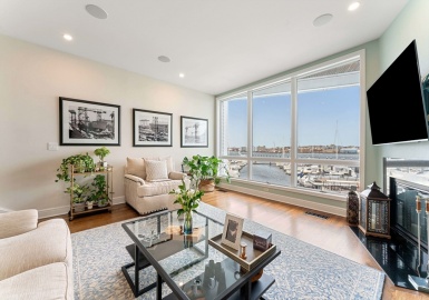 34 Constellation Wharf, Boston, Massachusetts 02129, 3 Bedrooms Bedrooms, 7 Rooms Rooms,3.5 BathroomsBathrooms,Residential,For Sale,Constellation Wharf Condominium,Constellation Wharf,73237311