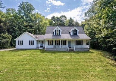 139 Wyben Rd, Westfield, Massachusetts 01085, 3 Bedrooms Bedrooms, 7 Rooms Rooms,2.5 BathroomsBathrooms,Residential,For Sale,Wyben Rd,73150508
