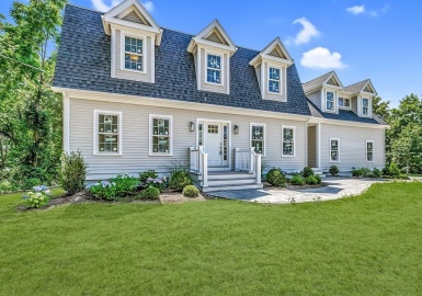 1 White Ash Farm Lane, Scituate, Massachusetts 02066, 4 Bedrooms Bedrooms, 8 Rooms Rooms,2.5 BathroomsBathrooms,Residential,For Sale,White Ash Farm Lane,73132671