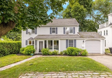 4 Rice Road, Hingham, Massachusetts 02043, 3 Bedrooms Bedrooms, 6 Rooms Rooms,2 BathroomsBathrooms,Residential,For Sale,Rice Road,73146457