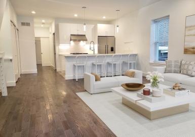 714 E 5th St, Boston, Massachusetts 02127, 4 Bedrooms Bedrooms, 7 Rooms Rooms,3 BathroomsBathrooms,Residential,For Sale,E 5th St,73237329