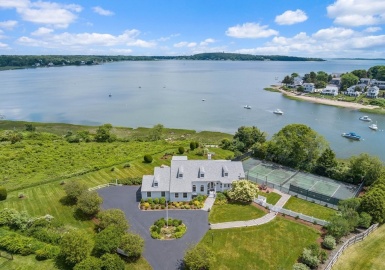 17 Bay Side Ln, Kingston, Massachusetts 02364, 4 Bedrooms Bedrooms, 12 Rooms Rooms,4.5 BathroomsBathrooms,Residential,For Sale,Bay Side Ln,73128224