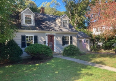 120 High St, Newton, Massachusetts 02464, 2 Bedrooms Bedrooms, 5 Rooms Rooms,1 BathroomBathrooms,Residential,For Sale,High St,73129932