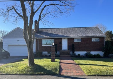 5 Zito Dr, Saugus, Massachusetts 01906, 3 Bedrooms Bedrooms, 10 Rooms Rooms,4 BathroomsBathrooms,Residential,For Sale,Zito Dr,73141472