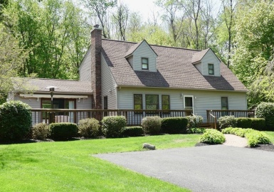 256 Cold Spring Rd, Belchertown, Massachusetts 01007, 4 Bedrooms Bedrooms, 7 Rooms Rooms,2 BathroomsBathrooms,Residential,For Sale,Cold Spring Rd,73131433
