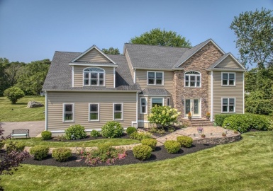 64 George St, Plainville, Massachusetts 02762, 4 Bedrooms Bedrooms, 8 Rooms Rooms,2.5 BathroomsBathrooms,Residential,For Sale,George St,73140574