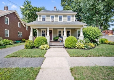 58 Fairfield Ter, Longmeadow, Massachusetts 01106, 3 Bedrooms Bedrooms, 8 Rooms Rooms,1.5 BathroomsBathrooms,Residential,For Sale,Fairfield Ter,73150530
