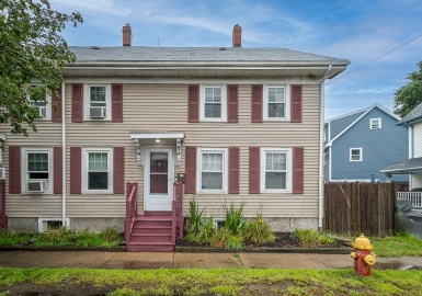 65 Lynn St, Peabody, Massachusetts 01960, 3 Bedrooms Bedrooms, 6 Rooms Rooms,1.5 BathroomsBathrooms,Residential,For Sale,Lynn St,73149667
