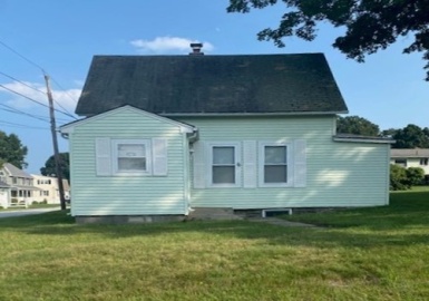 6 Glezen St, Worcester, Massachusetts 01604, 2 Bedrooms Bedrooms, 4 Rooms Rooms,1 BathroomBathrooms,Residential,For Sale,Glezen St,73141669