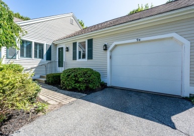 9 Executive Dr, Mashpee, Massachusetts 02649, 2 Bedrooms Bedrooms, 4 Rooms Rooms,2 BathroomsBathrooms,Residential,For Sale,Southport,Executive Dr,73108971