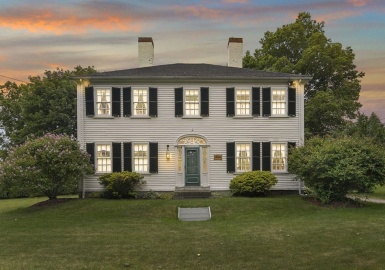 307 Highland St, Milton, Massachusetts 02186, 4 Bedrooms Bedrooms, 9 Rooms Rooms,2.5 BathroomsBathrooms,Residential,For Sale,Highland St,73123572