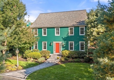 32 Moore Ln, Northborough, Massachusetts 01532, 4 Bedrooms Bedrooms, 9 Rooms Rooms,2.5 BathroomsBathrooms,Residential,For Sale,Moore Ln,73083875