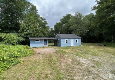 44 County Rd, Freetown, Massachusetts 02717, 1 Bedroom Bedrooms, 4 Rooms Rooms,1 BathroomBathrooms,Residential,For Sale,County Rd,73142750