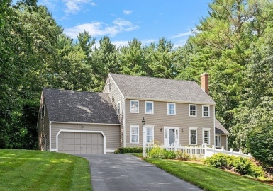 12 Little Bear Hill Rd, Westford, Massachusetts 01886, 4 Bedrooms Bedrooms, 11 Rooms Rooms,3.5 BathroomsBathrooms,Residential,For Sale,Little Bear Hill Rd,73144097