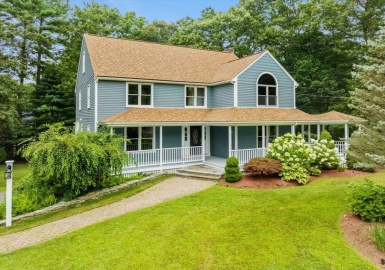 26 Creeping Jenny Lane, Taunton, Massachusetts 02780, 3 Bedrooms Bedrooms, 11 Rooms Rooms,2.5 BathroomsBathrooms,Residential,For Sale,Creeping Jenny Lane,73146835