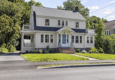 83 Hawthorn Rd, Braintree, Massachusetts 02184, 3 Bedrooms Bedrooms, 10 Rooms Rooms,2.5 BathroomsBathrooms,Residential,For Sale,Hawthorn Rd,73148679