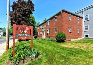 180 South Main, Attleboro, Massachusetts 02703, 2 Bedrooms Bedrooms, 4 Rooms Rooms,1 BathroomBathrooms,Residential,For Sale,South Main,73152124