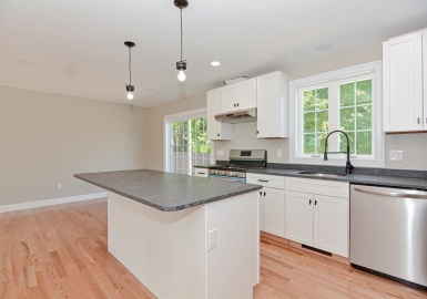 133 Southwick St, Fitchburg, Massachusetts 01420, 3 Bedrooms Bedrooms, 7 Rooms Rooms,2.5 BathroomsBathrooms,Residential,For Sale,Southwick St,73118166
