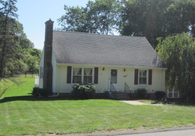 832 N. West St, Agawam, Massachusetts 01030, 4 Bedrooms Bedrooms, 6 Rooms Rooms,1.5 BathroomsBathrooms,Residential,For Sale,N. West St,73159591