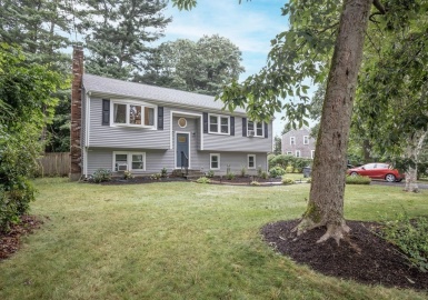 127 Mary Lane, Bridgewater, Massachusetts 02324, 4 Bedrooms Bedrooms, 8 Rooms Rooms,2 BathroomsBathrooms,Residential,For Sale,Mary Lane,73153459