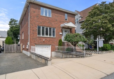 51 Converse Ave, Malden, Massachusetts 02148, 5 Bedrooms Bedrooms, 7 Rooms Rooms,3.5 BathroomsBathrooms,Residential,For Sale,Converse Ave,73151518
