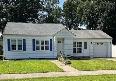 212 Bowles Park, Springfield, Massachusetts 01104, 3 Bedrooms Bedrooms, 6 Rooms Rooms,1 BathroomBathrooms,Residential,For Sale,Bowles Park,73151955
