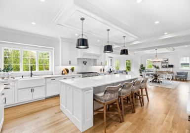 4 Jordan Way, Hingham, Massachusetts 02043, 5 Bedrooms Bedrooms, 10 Rooms Rooms,5.5 BathroomsBathrooms,Residential,For Sale,Jordan Way,73111921