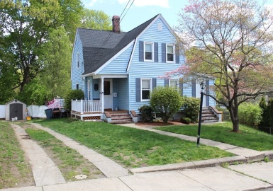 30 Fuller Ave, Walpole, Massachusetts 02032, 3 Bedrooms Bedrooms, 5 Rooms Rooms,2 BathroomsBathrooms,Residential,For Sale,Fuller Ave,73107906
