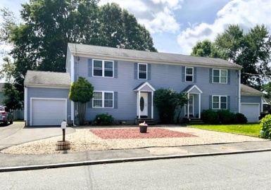 57 Howe Street, Framingham, Massachusetts 01702, 3 Bedrooms Bedrooms, 6 Rooms Rooms,2.5 BathroomsBathrooms,Residential,For Sale,Howe Street,73151290