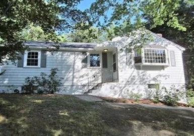 7 Charles St, North Reading, Massachusetts 01864, 3 Bedrooms Bedrooms, 8 Rooms Rooms,1 BathroomBathrooms,Residential Lease,For Rent,Charles St,73212487