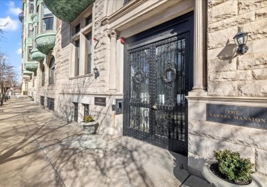 10 Charlesgate E, Boston, Massachusetts 02215, 1 Bedroom Bedrooms, 3 Rooms Rooms,1 BathroomBathrooms,Residential Lease,For Rent,Charlesgate E,73206078