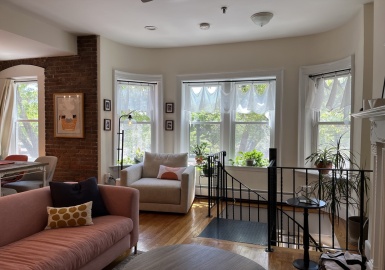 1778 Beacon St, Brookline, Massachusetts 02445, 1 Bedroom Bedrooms, 2 Rooms Rooms,1.5 BathroomsBathrooms,Residential Lease,For Rent,Beacon St,73215867