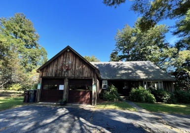 191 Montgomery Rd, Westfield, Massachusetts 01085, 3 Bedrooms Bedrooms, 7 Rooms Rooms,2 BathroomsBathrooms,Residential,For Sale,Montgomery Rd,73046883