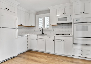 387 Lynn Street, Malden, Massachusetts 02148, 2 Bedrooms Bedrooms, 5 Rooms Rooms,1 BathroomBathrooms,Residential,For Sale,Lynn Street,73148766