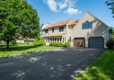 5 Pomeroy Ln, Sunderland, Massachusetts 01375, 2 Bedrooms Bedrooms, 5 Rooms Rooms,2.5 BathroomsBathrooms,Residential,For Sale,Pomeroy Ln,73146186