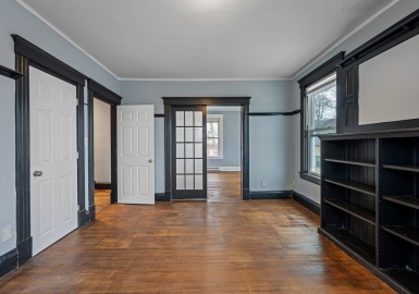 9 Forestdale Rd, Worcester, Massachusetts 01605, 2 Bedrooms Bedrooms, 4 Rooms Rooms,1 BathroomBathrooms,Residential Lease,For Rent,Forestdale Rd,73209673
