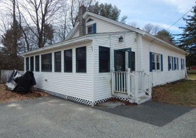 71 Waterville St, Grafton, Massachusetts 01536, 4 Bedrooms Bedrooms, 8 Rooms Rooms,2 BathroomsBathrooms,Residential Lease,For Rent,Waterville St,73217227