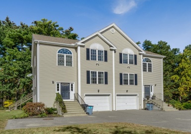 5 Lindas Way, Sterling, Massachusetts 01564, 2 Bedrooms Bedrooms, 7 Rooms Rooms,2 BathroomsBathrooms,Residential Lease,For Rent,Lindas Way,73175285