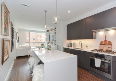 99 Sumner Street, Boston, Massachusetts 02128, 1 Bedroom Bedrooms, 3 Rooms Rooms,1 BathroomBathrooms,Residential Lease,For Rent,Sumner Street,73215730