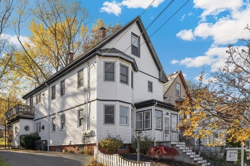 220 Webster Ave, Chelsea, Massachusetts 02150