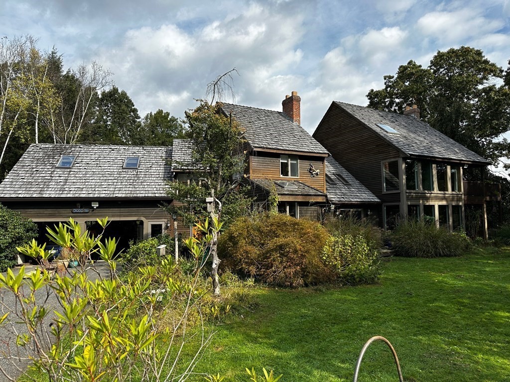 210 Washington St, Sherborn, Massachusetts 01770