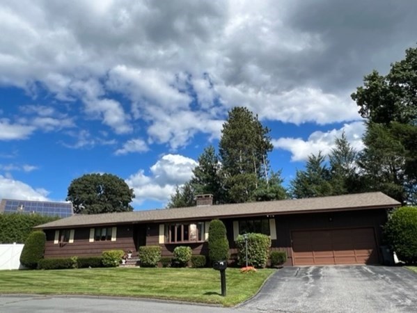 34 Sycamore Road, Methuen, Massachusetts 01844