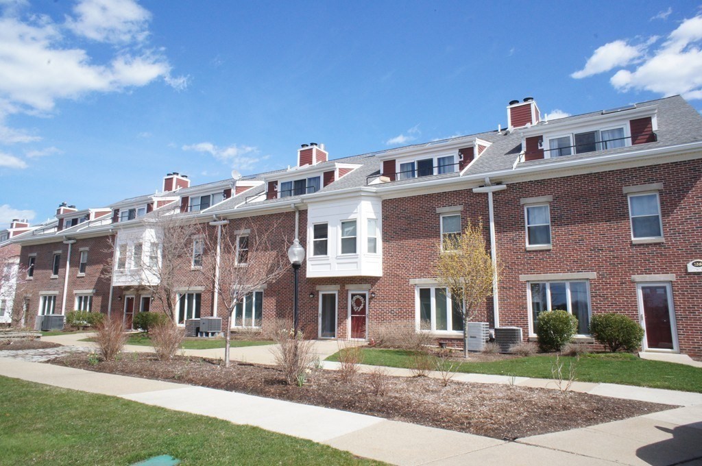 158 Quincy Shore Dr, Quincy, Massachusetts 02170