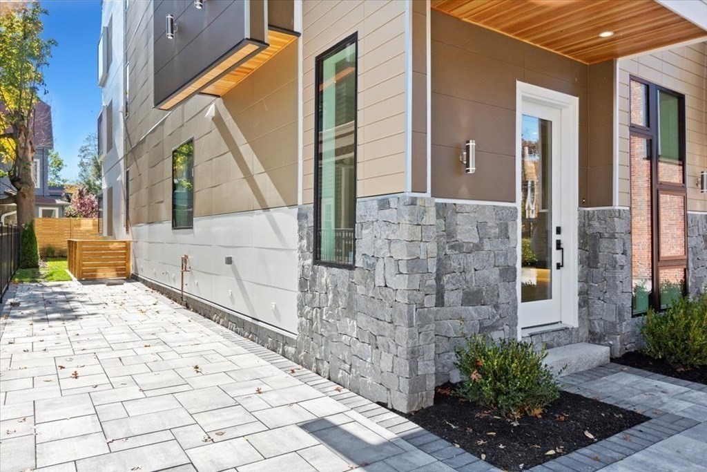 44 Vernon St, Brookline, Massachusetts 02446