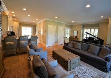 11 Tufts, Winchester, Massachusetts 01890, 4 Bedrooms Bedrooms, 13 Rooms Rooms,2.5 BathroomsBathrooms,Residential Lease,For Rent,Tufts,73218330