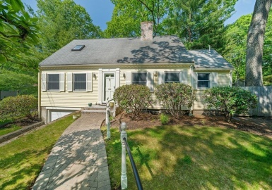 49 Nickerson Road, Newton, Massachusetts 02467, 4 Bedrooms Bedrooms, 8 Rooms Rooms,2 BathroomsBathrooms,Residential,For Sale,Nickerson Road,73115611
