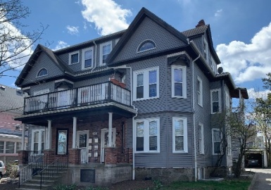 159 Brown St, Waltham, Massachusetts 02453, 5 Bedrooms Bedrooms, 8 Rooms Rooms,2 BathroomsBathrooms,Residential Lease,For Rent,Brown St,73212344
