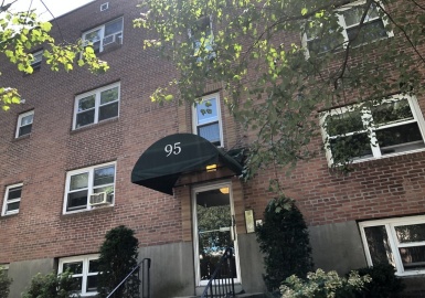 95 Chestnut Street, Brookline, Massachusetts 02445, 1 Bedroom Bedrooms, 3 Rooms Rooms,1 BathroomBathrooms,Residential Lease,For Rent,Chestnut Street,73221936